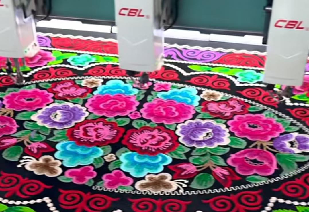 高速毛巾绣珠片绣花机